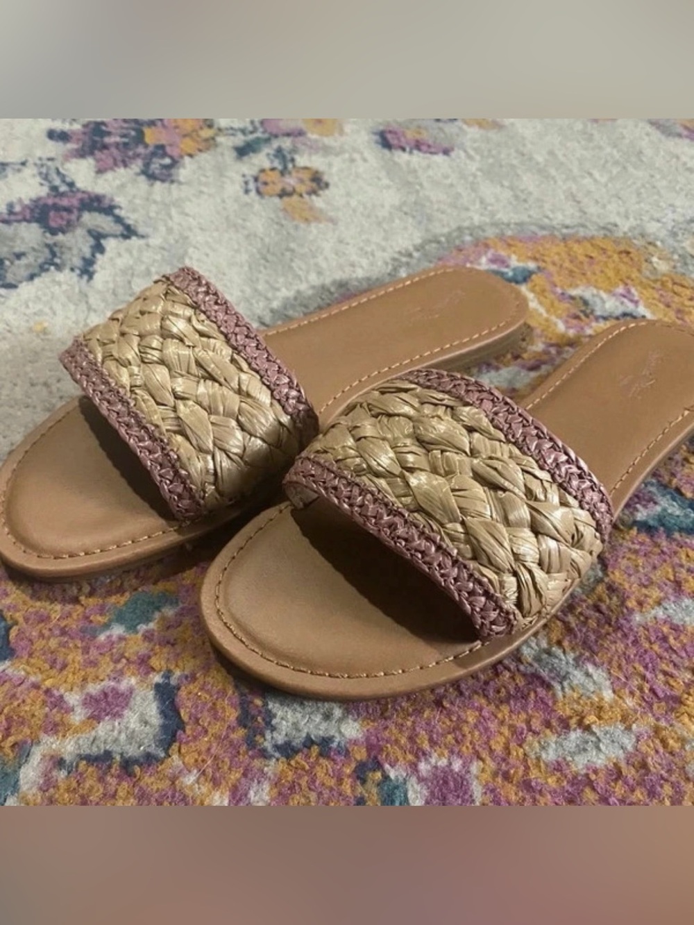 Universal Thread Women’s 8 Sandals Rattan Spring Summer Beach Tan